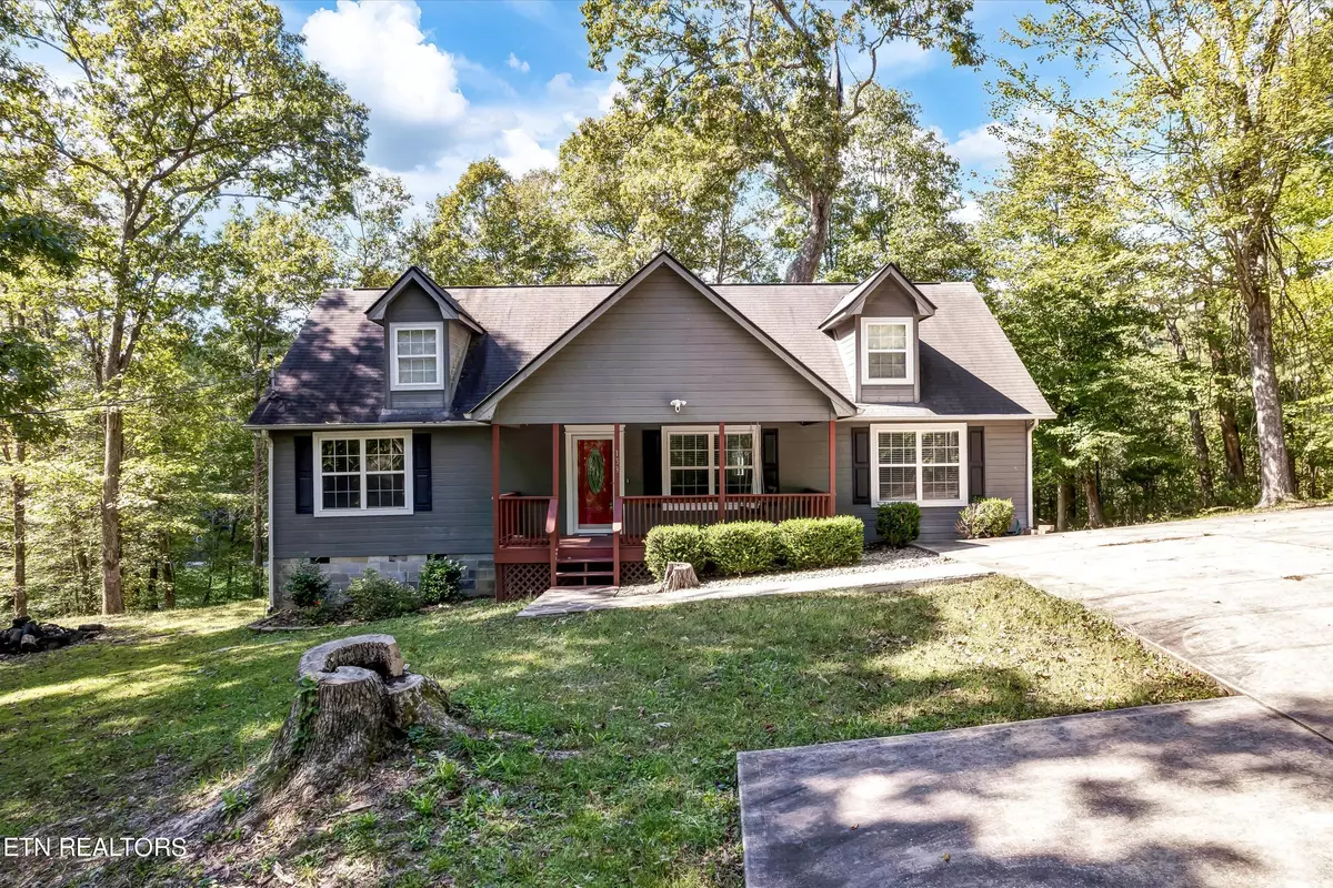 Oliver Springs, TN 37840,133 Farr LN