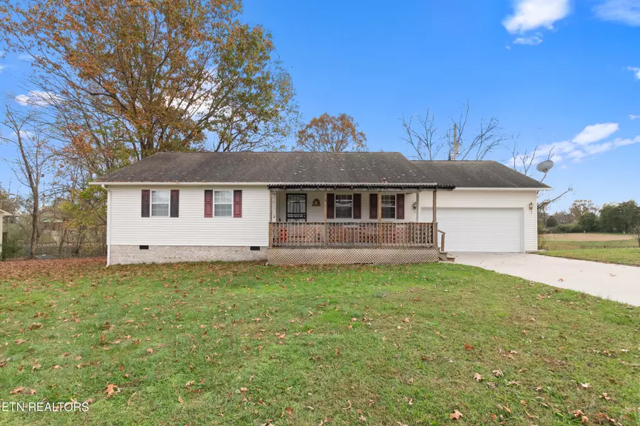 210 Childs LN, Lafollette, TN 37766