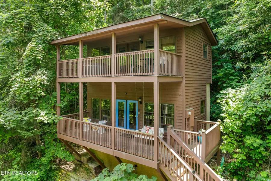 1820 Rose Pass, Sevierville, TN 37876