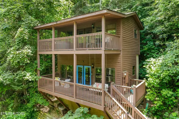 1820 Rose Pass,  Sevierville,  TN 37876