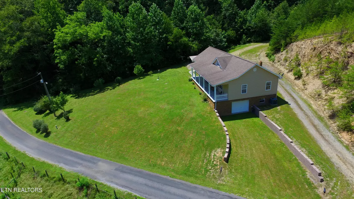 Vonore, TN 37885,1465 Chestnut Valley Rd