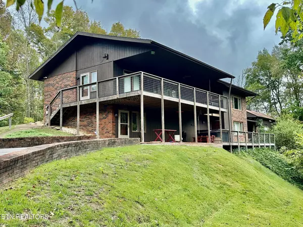 341 Enchanted Forest LN, Sevierville, TN 37876