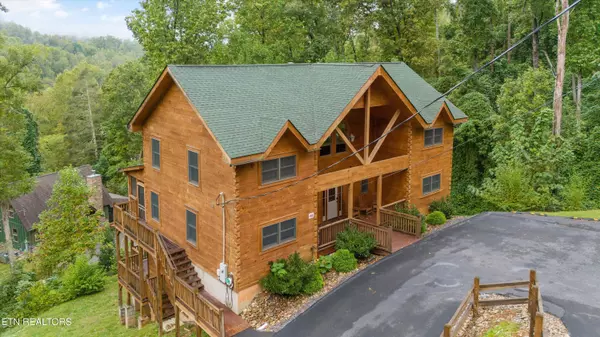 Gatlinburg, TN 37738,509 Woodland DR