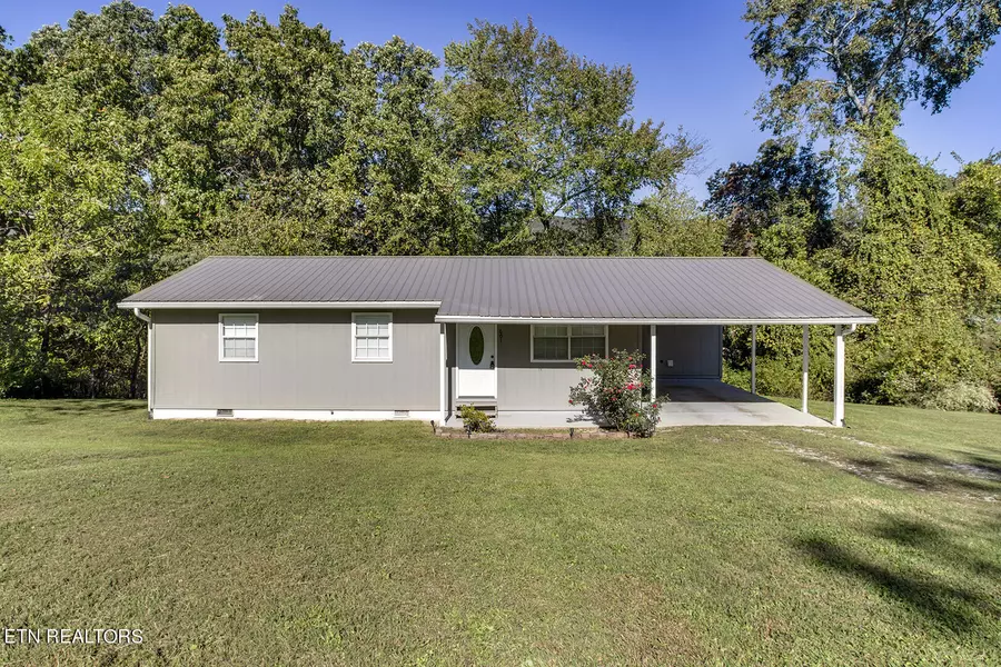 601 Douglas Ave, Rockwood, TN 37854