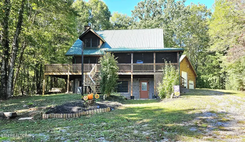 197 Ironsburg Rd, Tellico Plains, TN 37385