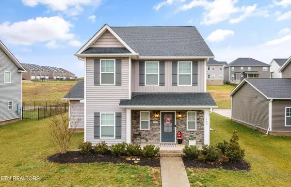 103 Rarity Ridge Pkwy, Oak Ridge, TN 37830