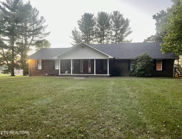 1425 Cook Rd, Crossville, TN 38555