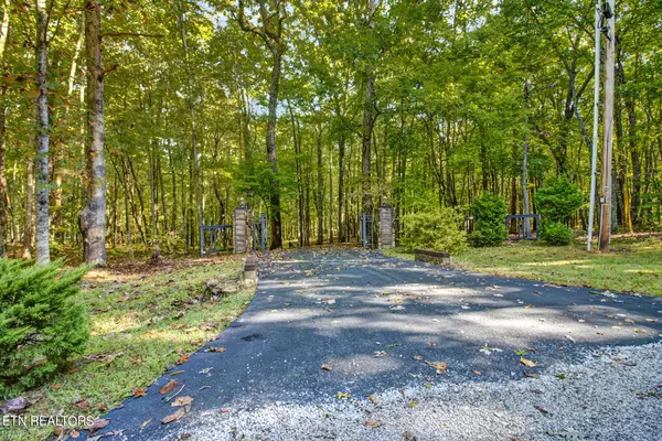 Monterey, TN 38574,27 Cowpens PL