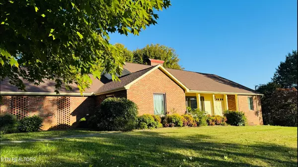 259 Cherokee DR, Newport, TN 37821