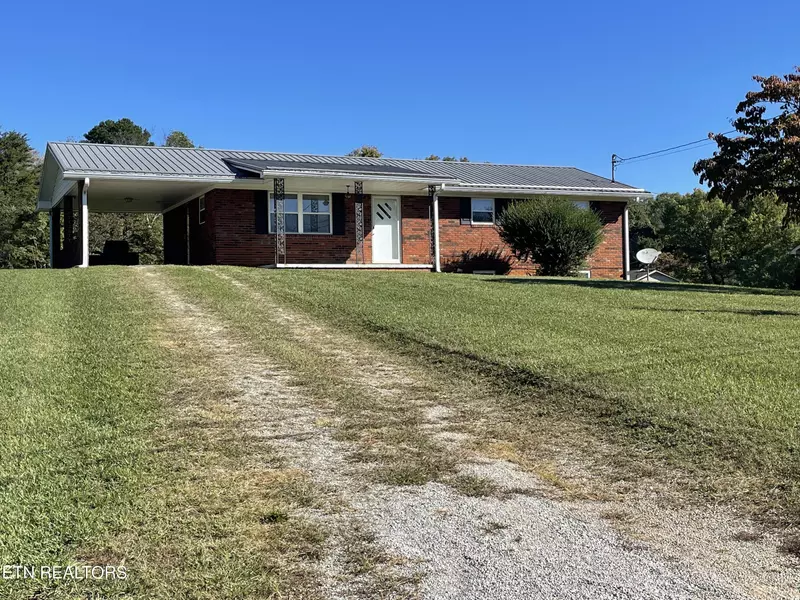 2421 Lonnie CIR, Morristown, TN 37813