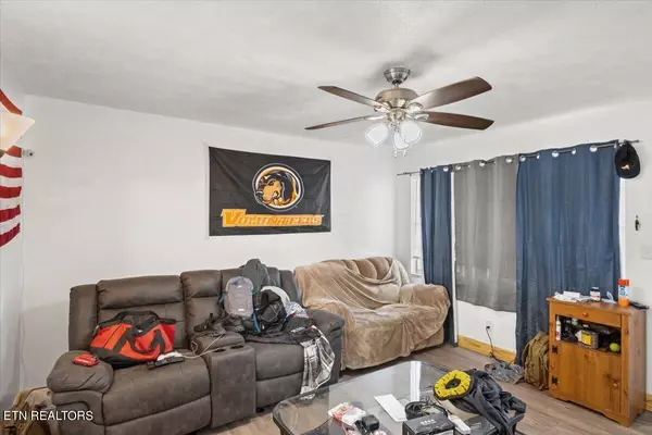 Jefferson City, TN 37760,2829 Black Oak Rd