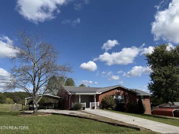 782 West LN, Lenoir City, TN 37771