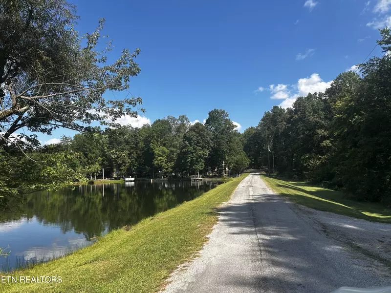 David Crockett Rd #33, Crossville, TN 38572