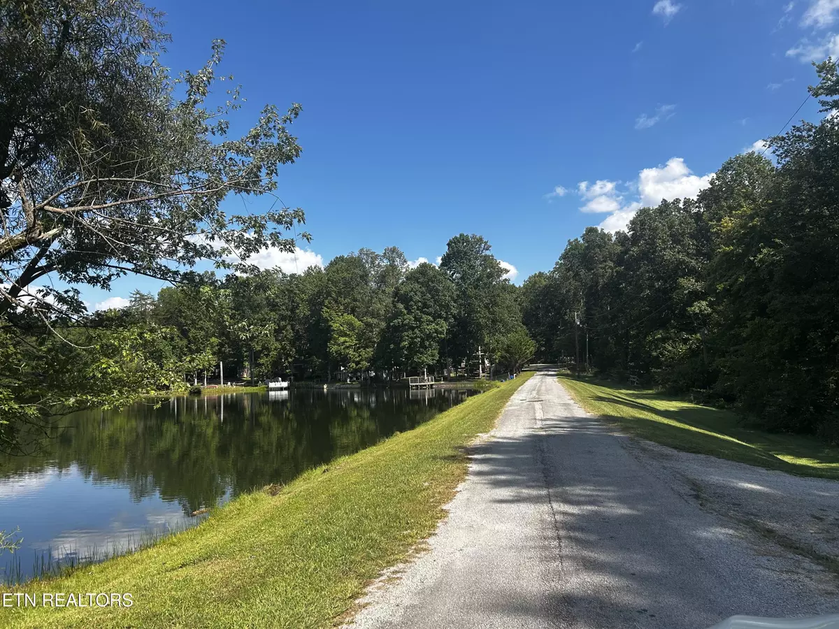 Crossville, TN 38572,David Crockett Rd #33