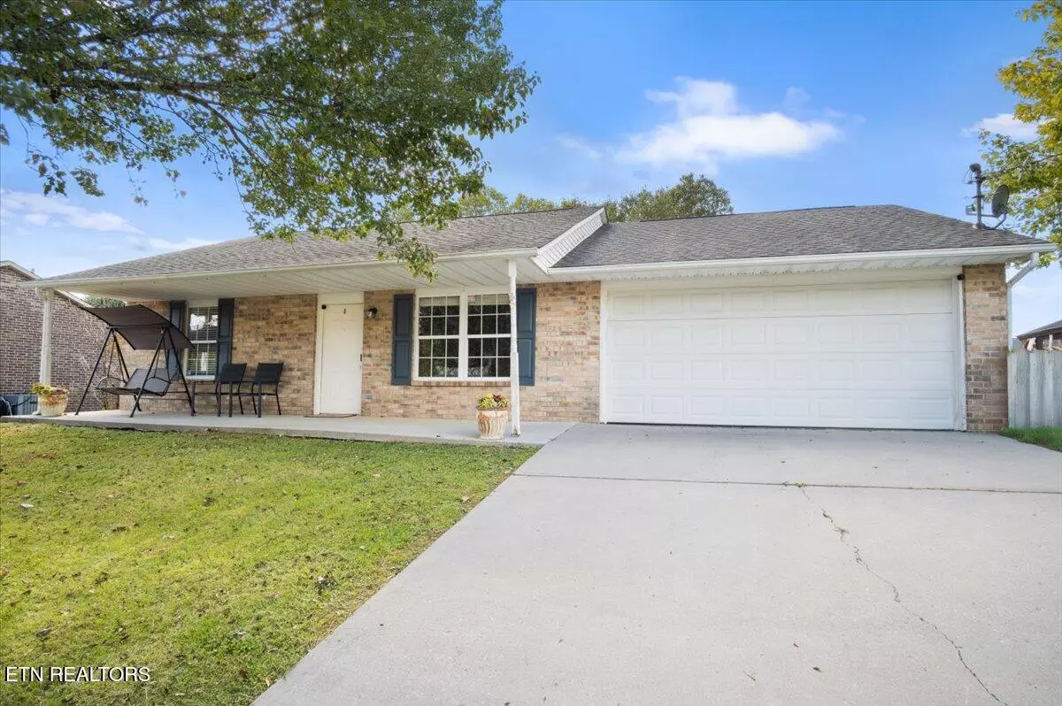 Knoxville, TN 37918,7438 Lyle Bend LN