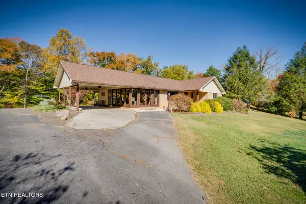 Newport, TN 37821,384 Knoll DR