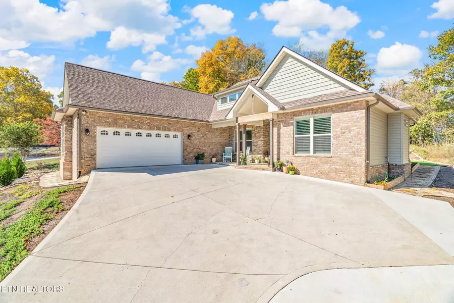 238 Ootsima WAY, Loudon, TN 37774