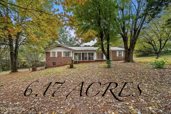 219 Cherokee CIR, Madisonville, TN 37354