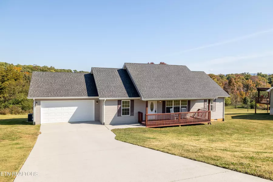 818 Amburn Meadows LN, Maryville, TN 37801