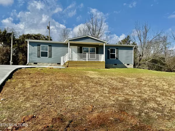 414 WHITAKER St, Tazewell, TN 37879