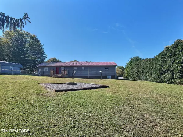 Sweetwater, TN 37874,117 Azalea St