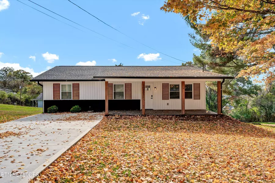 10801 Dogwood Rd, Knoxville, TN 37931