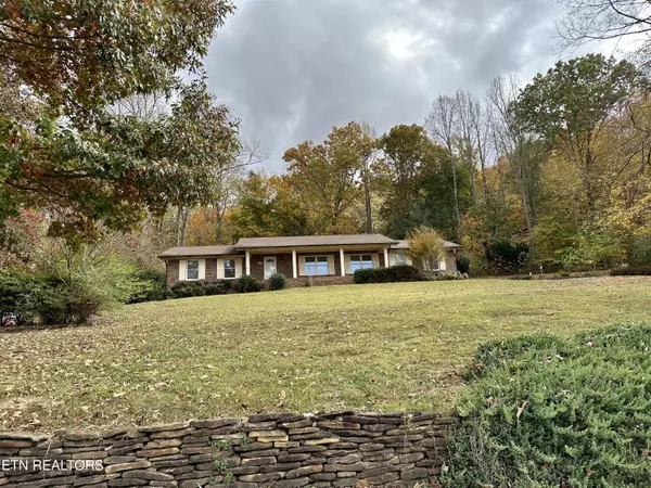 514 Poplar Creek Rd, Oliver Springs, TN 37840