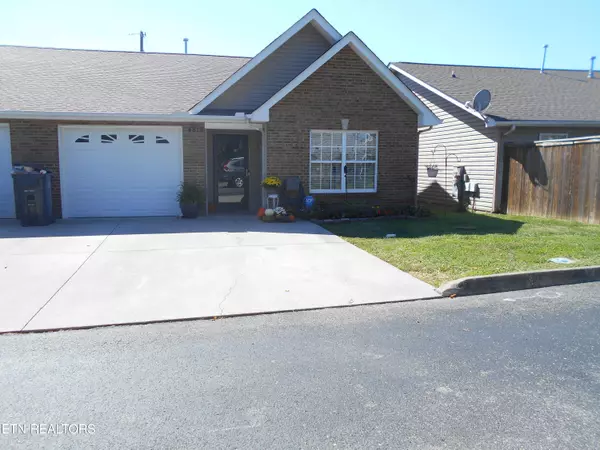 Knoxville, TN 37912,4815 White Poplar WAY #22