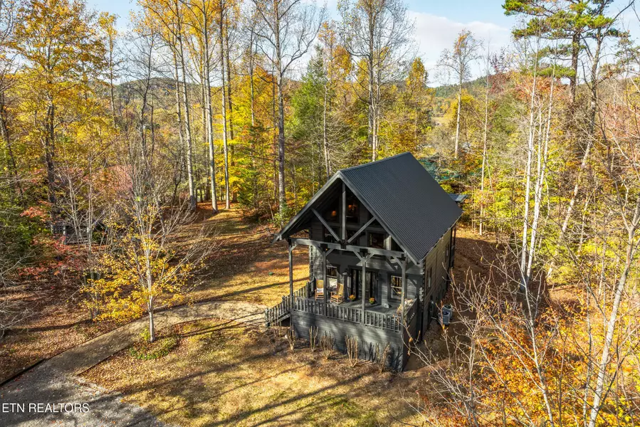 3870 Saddle Brook WAY, Sevierville, TN 37862