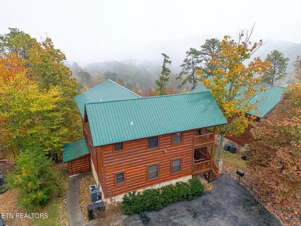 Sevierville, TN 37876,2026 Smoky Cove Rd