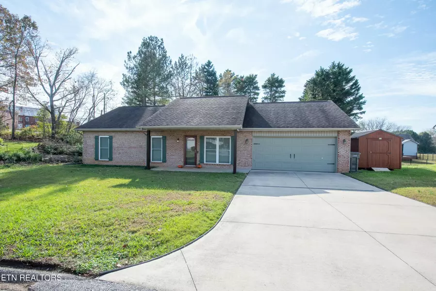 305 Headrickview DR, Maryville, TN 37804