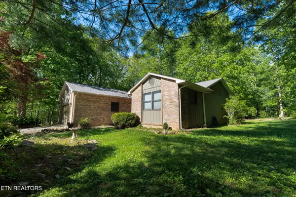 Crossville, TN 38572,1637 Cherokee Rd E