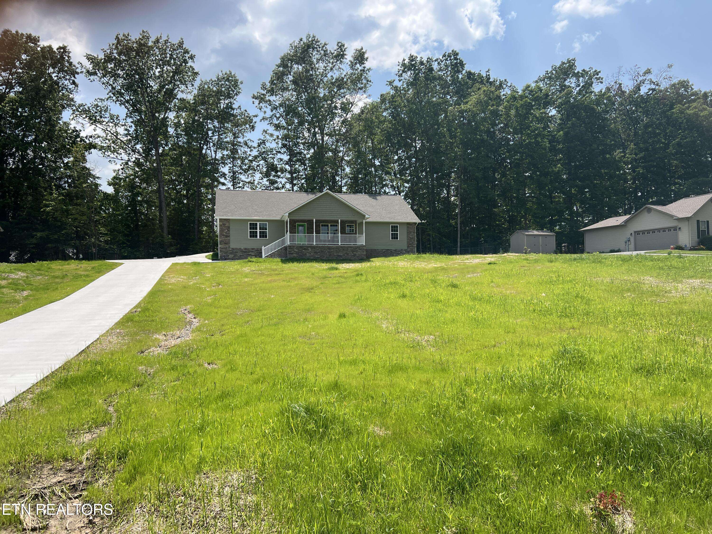 Crossville, TN 38571,310 Summerwind DR