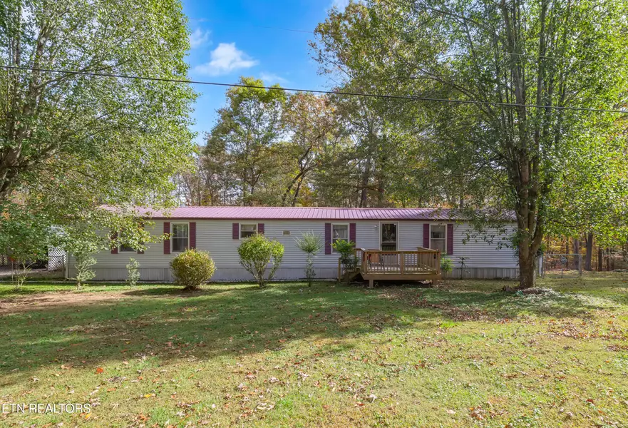 329 Ridge CIR, Kingston, TN 37763