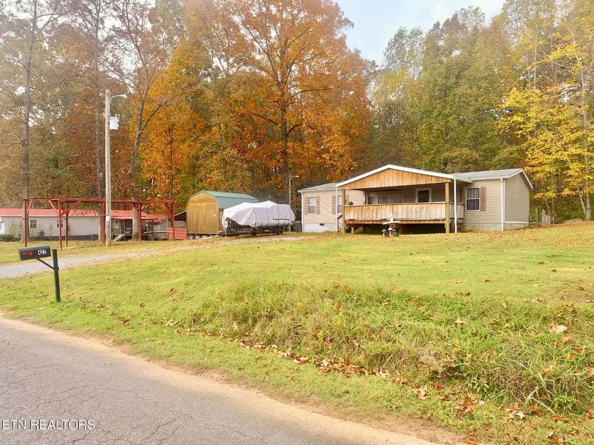 Sweetwater, TN 37874,427 Old Sweetwater Rd