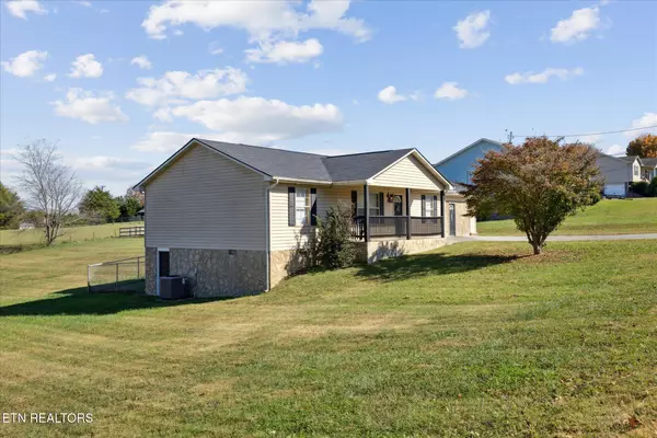 Sevierville, TN 37876,1452 Kay View DR