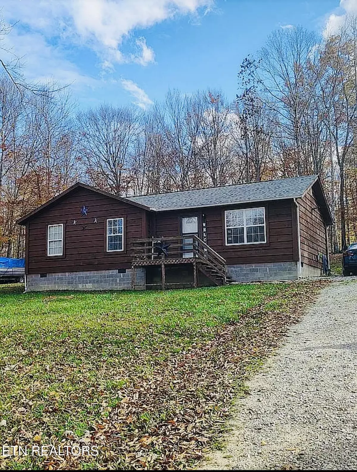 Oneida, TN 37841,120 Autry Private LN