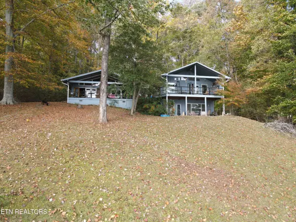 231 Kirkham DR, Rockwood, TN 37854