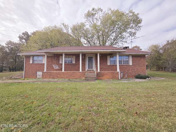 373 County Rd 961, Riceville, TN 37370