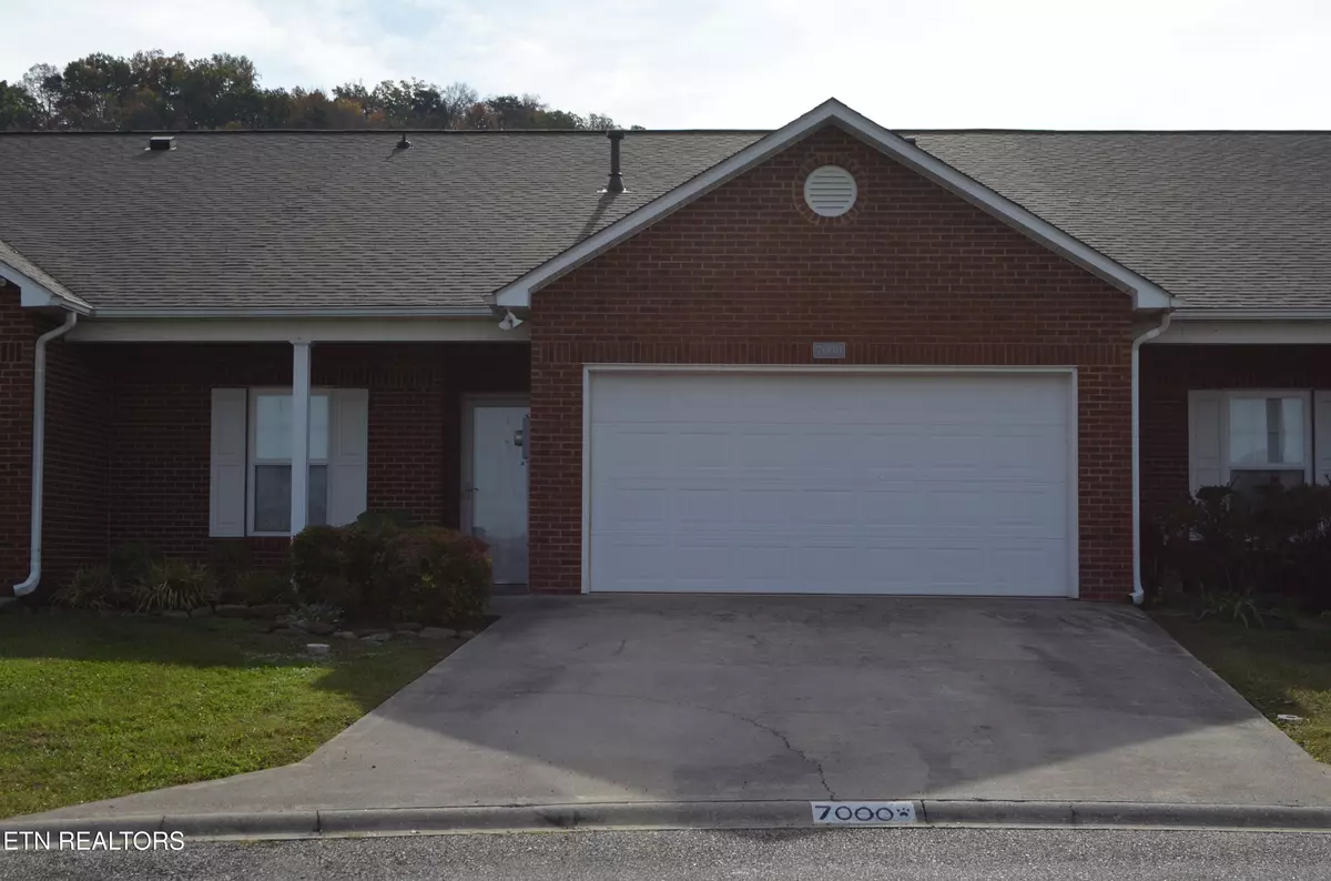 Knoxville, TN 37918,7000 High Alpine LN