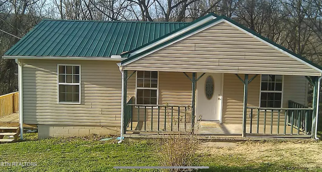 423 Maple St., Harriman, TN 37748