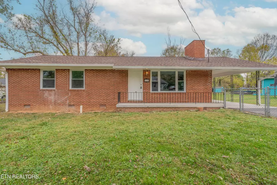 115 Manchester Rd, Oak Ridge, TN 37830