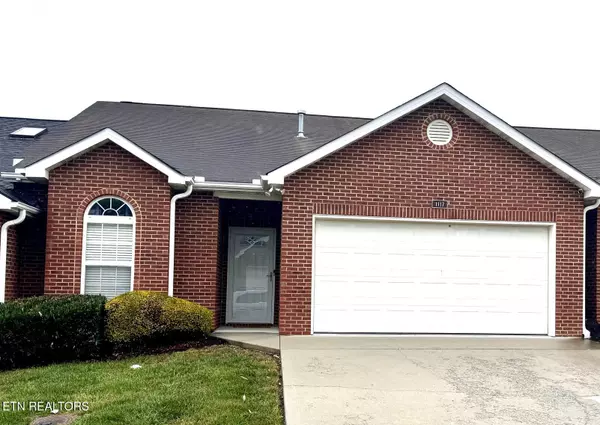 1117 Webster Groves LN, Knoxville, TN 37909