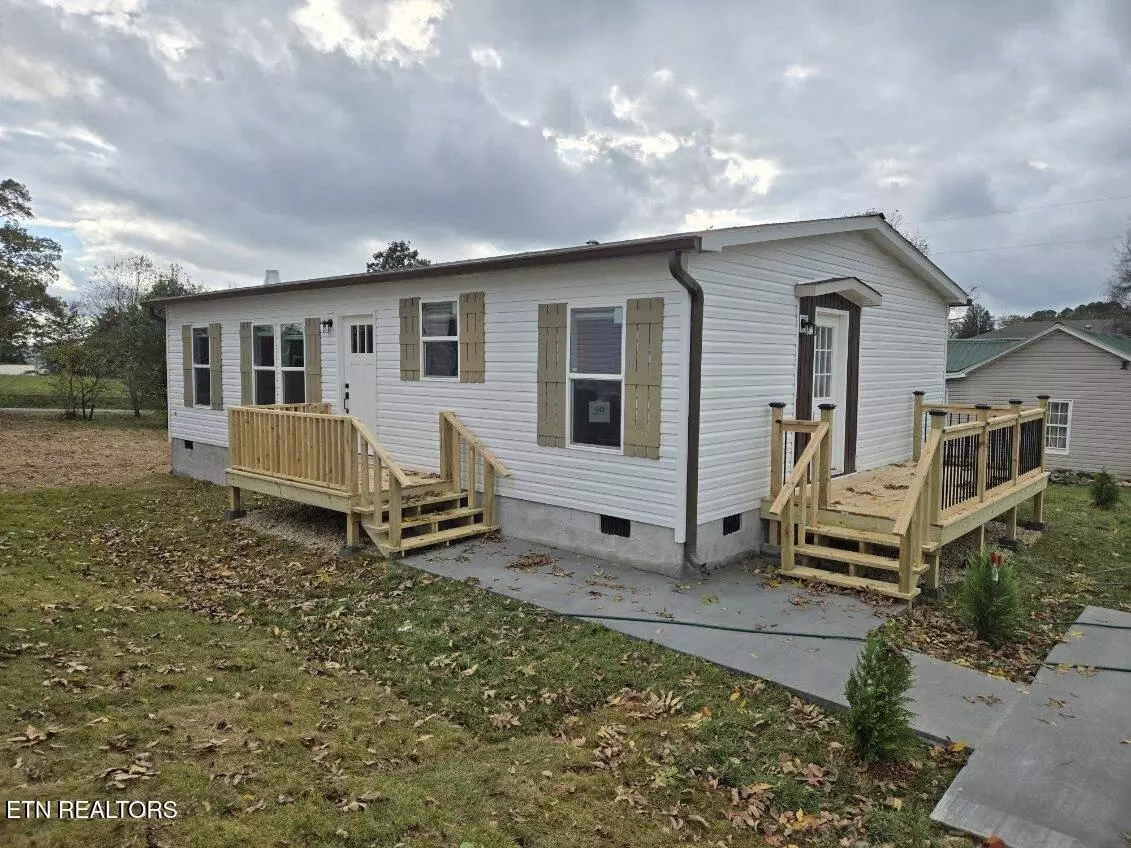 Sweetwater, TN 37874,913 Morris St