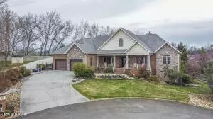 1435 Instrumental Ave, Sevierville, TN 37876