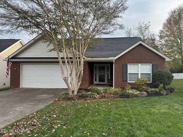 271 Eaton Village Trace, Lenoir City, TN 37771