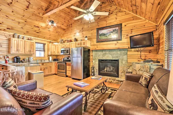 Sevierville, TN 37862,1612 Little Cabin LOOP