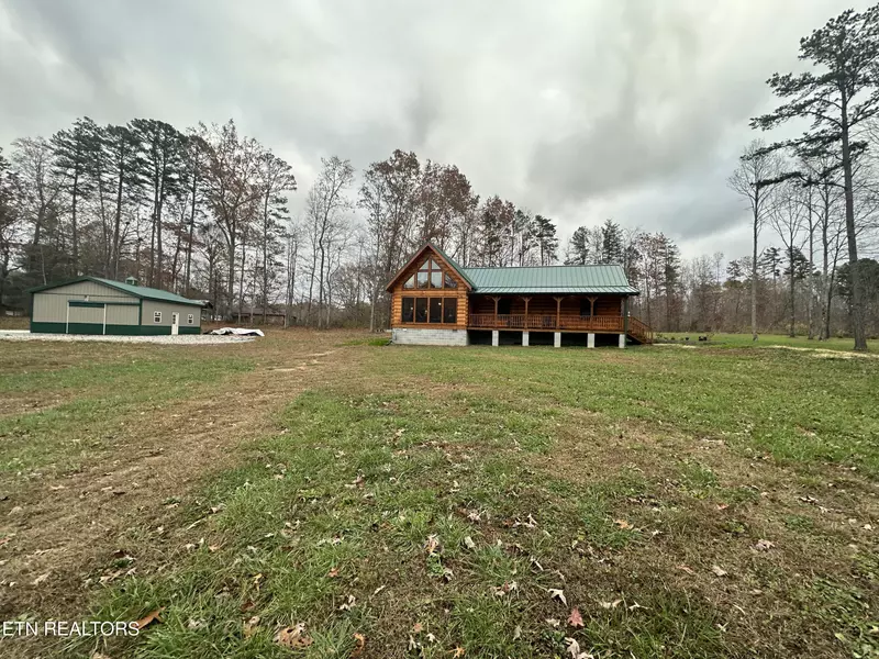 299 Anderson Tinch Ave, Jamestown, TN 38556