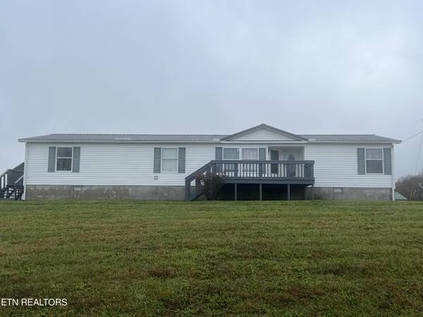 155 Tasha LN, Tazewell, TN 37879