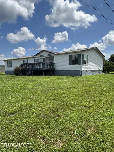 155 Tasha LN, Tazewell, TN 37879